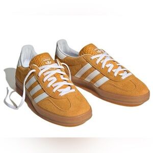 Women's adidas Gazelle Indoor in Orange Peel Gum